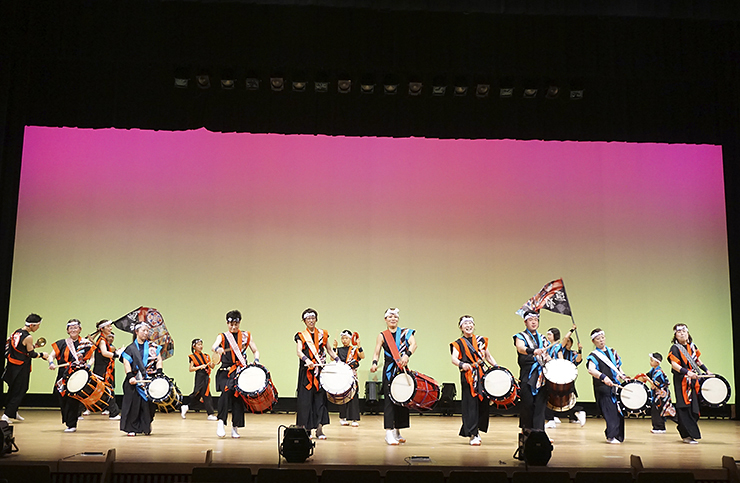 【西条市合併20周年記念 道前太鼓LA・BANTA 2025 定期公演 愛媛/西条市】 西条市 丹原文化会館での和太鼓の響きに魅了される