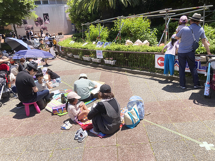 【第38回とべ動物園写生大会 愛媛/砥部町】 動物たちの姿を目の前で描く特別な時間を過ごそう