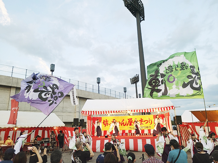 【春の坊ちゃん屋台まつり 愛媛/松山市】 魅惑のグルメと圧巻のダンスパフォーマンスで心躍る週末を！