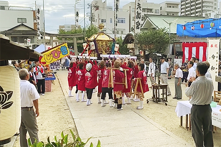 【春の坊ちゃん屋台まつり 愛媛/松山市】 魅惑のグルメと圧巻のダンスパフォーマンスで心躍る週末を！