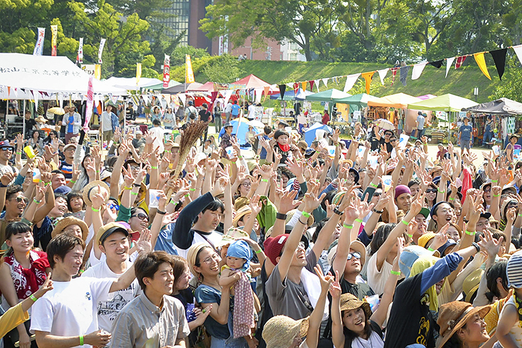 【ライヴ・アースまつやま2025 愛媛/松山市】 音楽と自然が織りなす特別なひとときを満喫しよう！