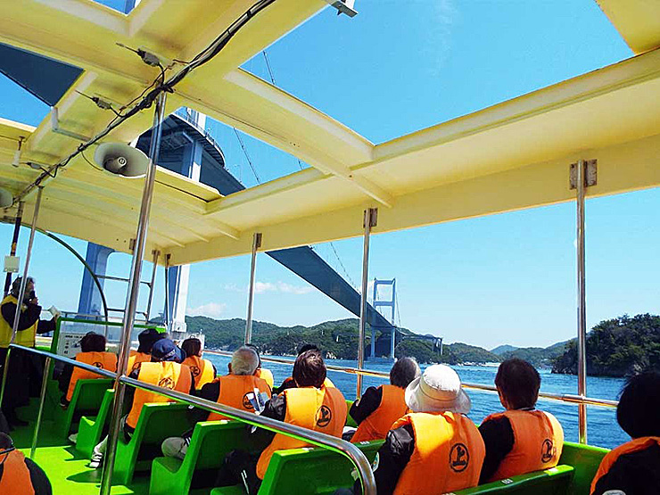 来島海峡遊覧船&来島海峡大橋塔頂体験