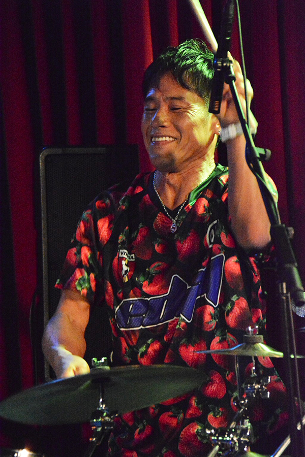 6.9はロックの日 ドッターズ Live