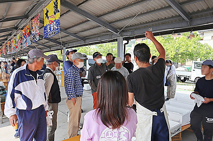 宮窪の漁師市