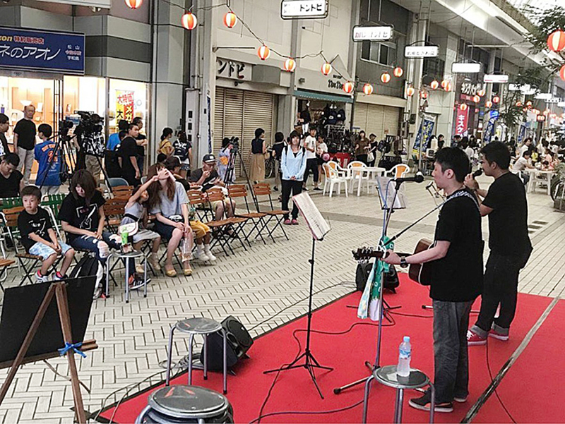遊びにおいでや商店街土曜夜市