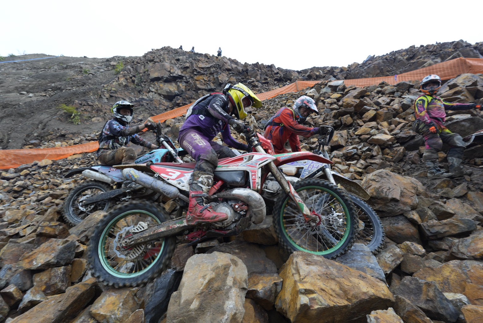 【CROSS MISSION 新居浜〜シコクベルグ〜 全日本ハードエンデューロ選手権第6戦】 オフロードバイクで挑む究極のレース体験をしよう【愛媛/新居浜市】