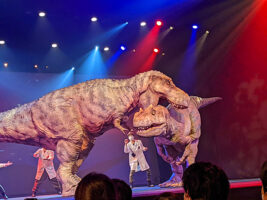 迫力あり！臨場感あり！「恐竜ラボ！ ディノ・サバイバル DINO-A-LIVE