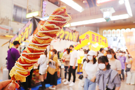 美味しそうなオムレツフランクフルト♪当然この後休憩所で美味しくいただきました