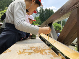 【石鎚ふれあいの里そうめん流し 愛媛/西条市】加茂川のせせらぎとともに楽しむ夏限定イベント【愛媛/西条市】