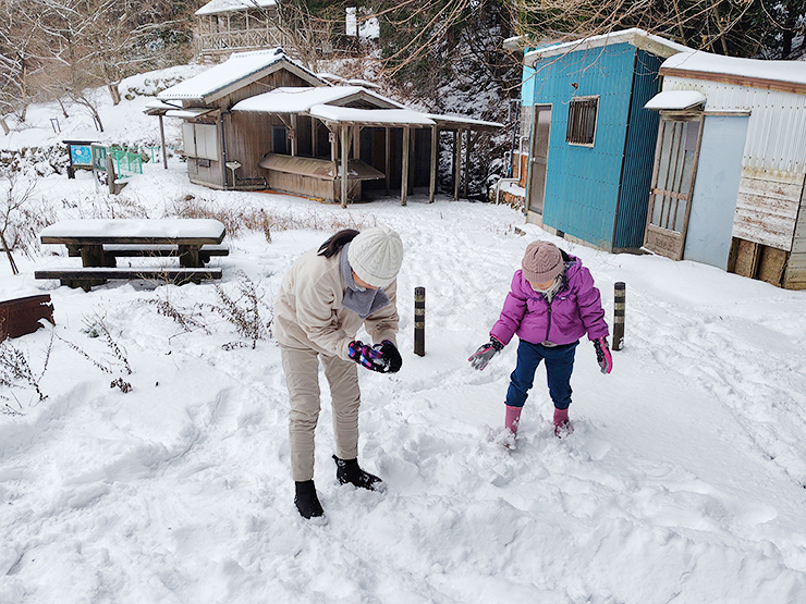 真冬の上林森林公園で雪遊び 【愛媛/東温市】