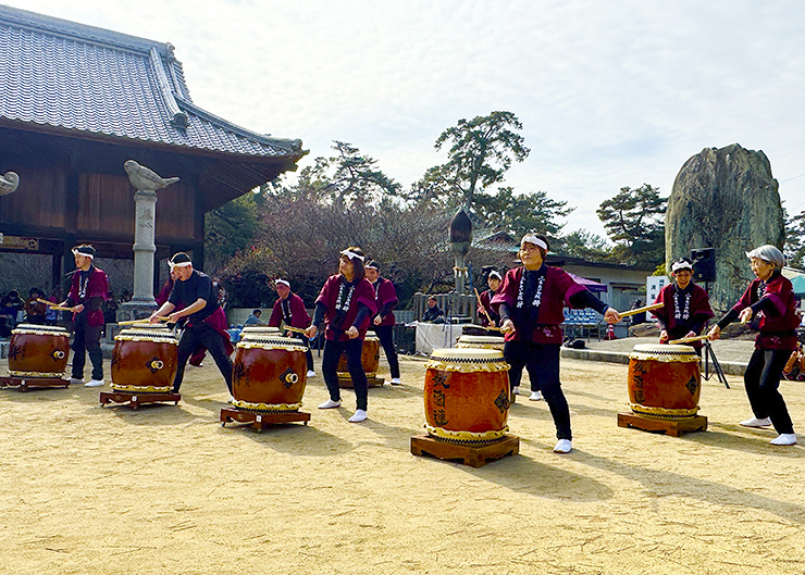 薫り立つ珈琲と神社で結ぶ出会い。 珈琲縁日 【愛媛/今治市】