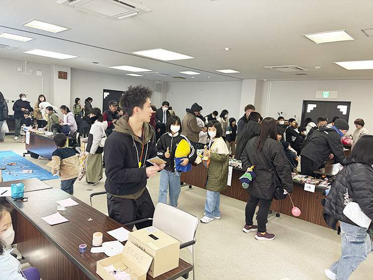 財布の紐がついつい緩む！？ 文化会館のおそばでたのしまるしぇin三瓶文化会館 【愛媛/西予市】