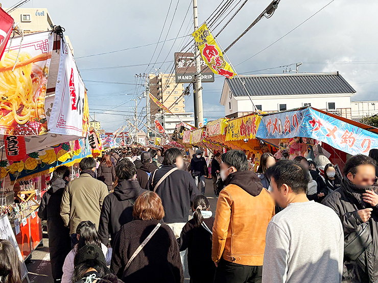 【愛媛/松山市】 雪のちらつく椿まつりの参拝レポートin 2025