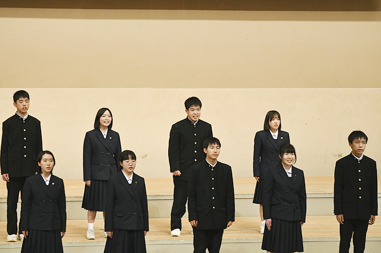 【第17回 響け!! 言霊 “ことばのがっしょう” 群読コンクール 愛媛/松山市】 一つひとつの言葉に大きな思いを乗せて
