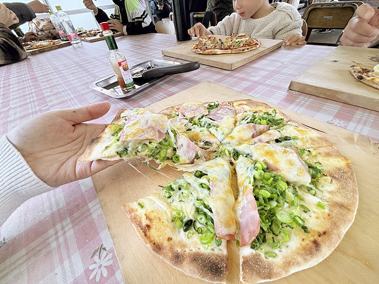 わくわくモニターツアーで心温まる1日！ 新鮮ないちご、手作りピザ、校舎見学の旅♪ 【愛媛/伊予市】