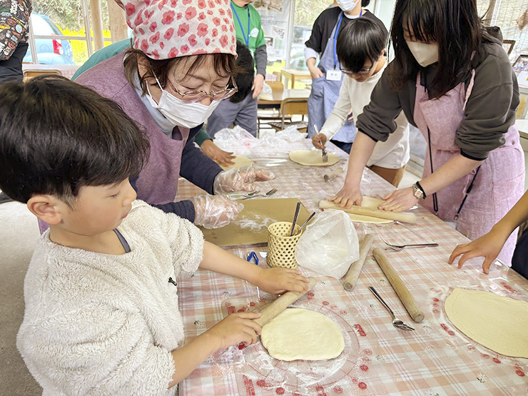 わくわくモニターツアーで心温まる1日！ 新鮮ないちご、手作りピザ、校舎見学の旅♪ 【愛媛/伊予市】