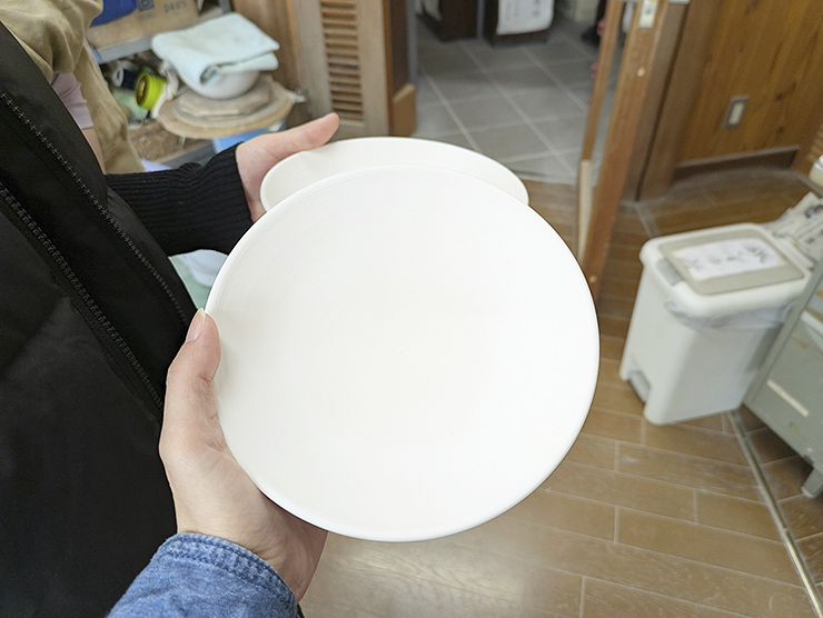 愛媛でここだけ?! カラフルな砥部焼の絵付け体験ができるスポットにお出かけしてきた。 【愛媛/砥部町】