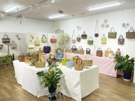 【アエレールきほく「クラフトバンドハンドメイド作品展」 愛媛/鬼北町】 この夏持ちたいオリジナルかごバッグが集結！