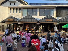 【ゆかたまつり】 無料浴衣着付け＆ネイルで夏夜を彩る！ 松丸駅前で楽しむ2025年話題の夏祭り【愛媛/北宇和郡松野町】