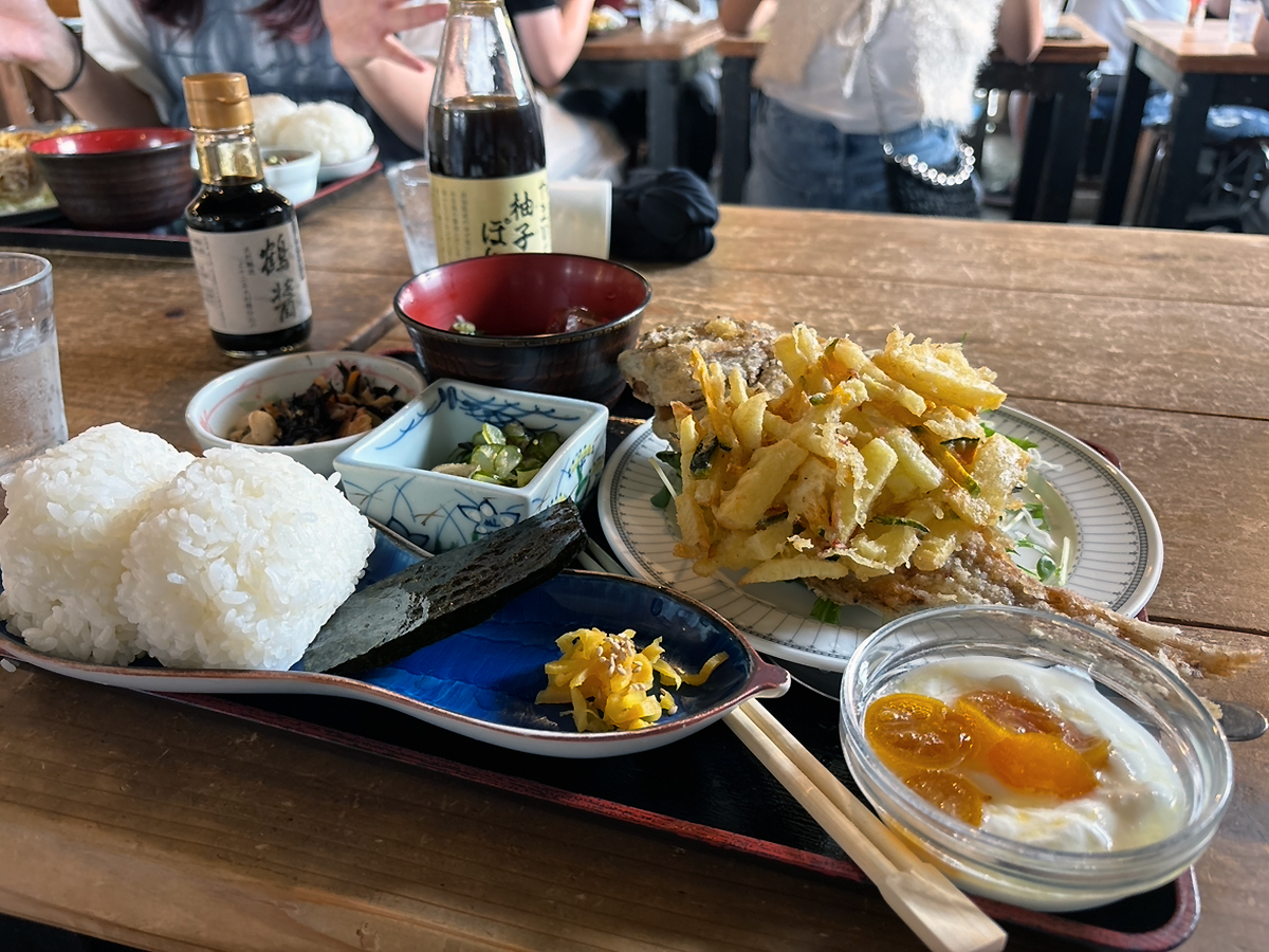 こまめ食堂
