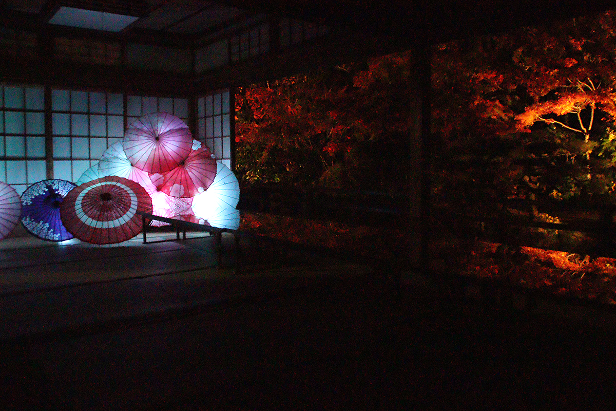 長建寺の紅葉ライトアップ