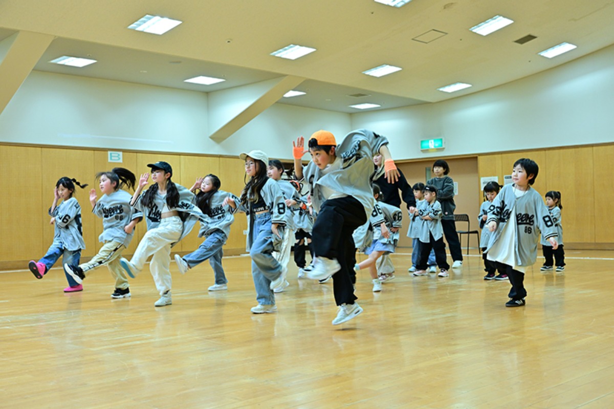 DANCE STUDIO MOGA 28th DANCE PERFORMANCE アルイカナックル