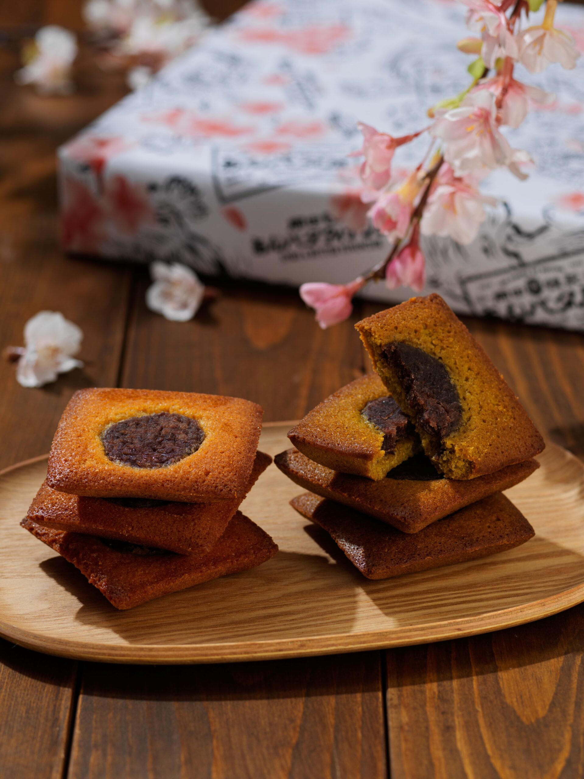 季節限定「あんバタフィナンシェほうじ茶アソート・春爛漫」