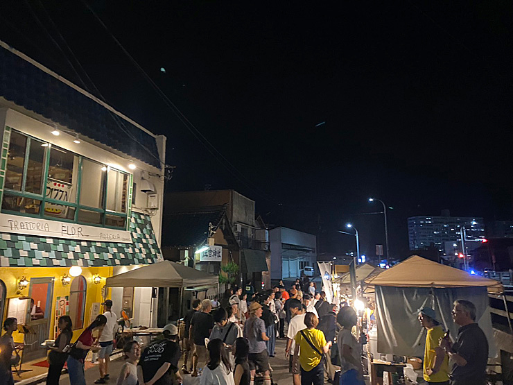 三津浜闇市