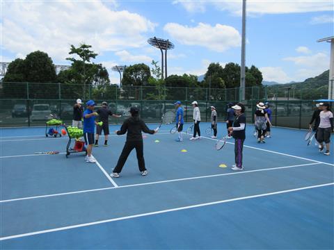 愛媛県総合運動公園 お気軽テニス教室 球出しストローク イマナニ 四国 愛媛 香川 徳島 高知 のイベント情報