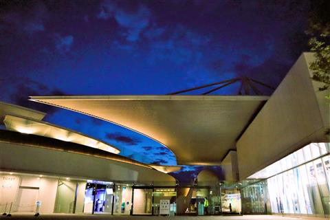 夜の水族館『Nightscapeこがねいろ2025G.W.』開催
