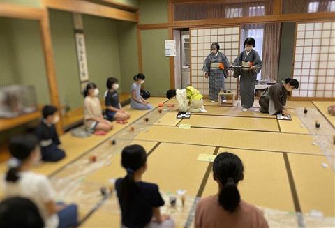 文化庁伝統文化親子教室事業 夏休み子ども茶道教室