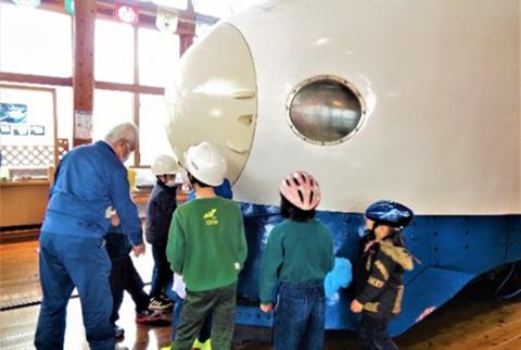 新幹線のおそうじ＆勉強会「0系ぷらす」