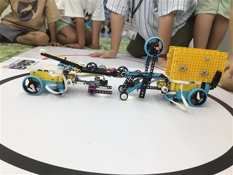 【年中～年長さん対象】親子でロボットを作ってお相撲しよう！