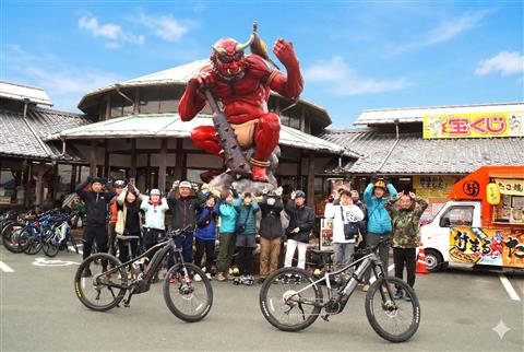 ハイキング＆いちご狩りで早春の鬼北を楽しむ！予土まち散走ツアー